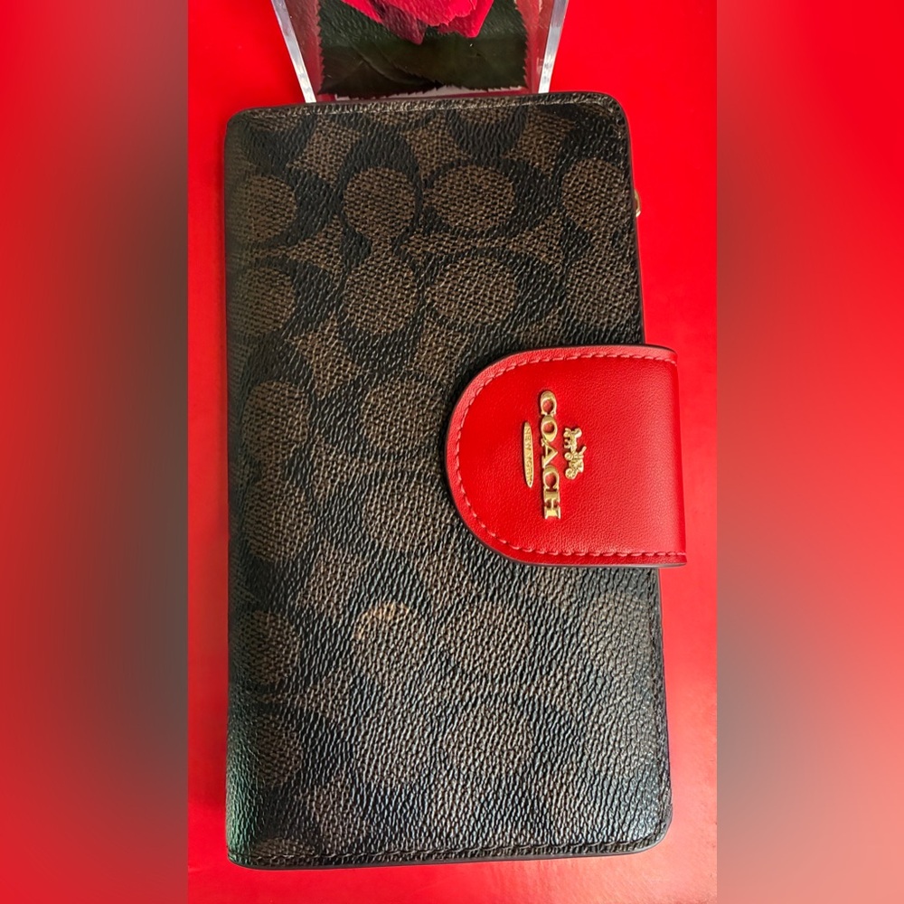 Coach Signature Canvas Wallet with Red Tab - Picture 3 of 13
